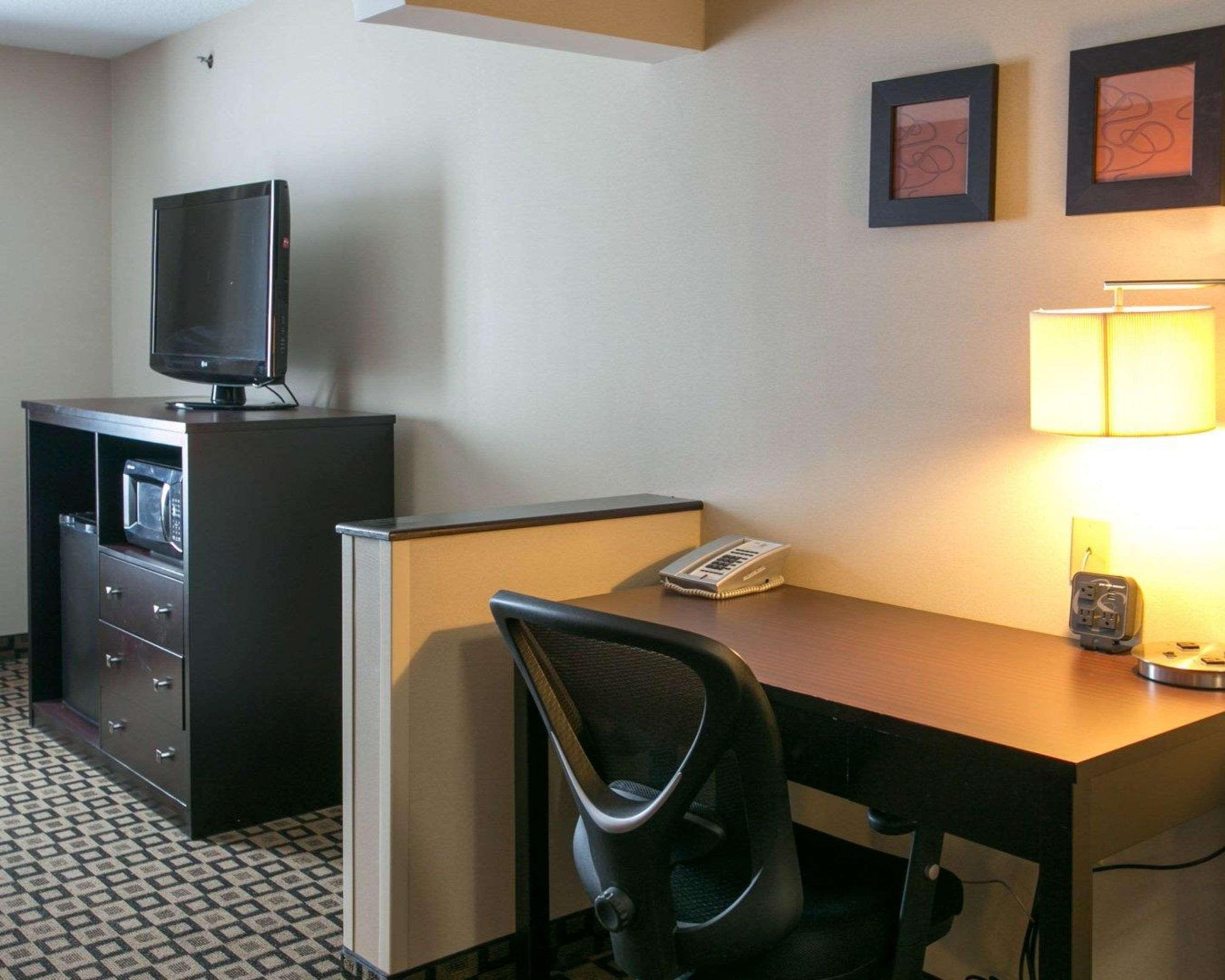 Comfort Suites Benton Harbor - St Joseph Ngoại thất bức ảnh