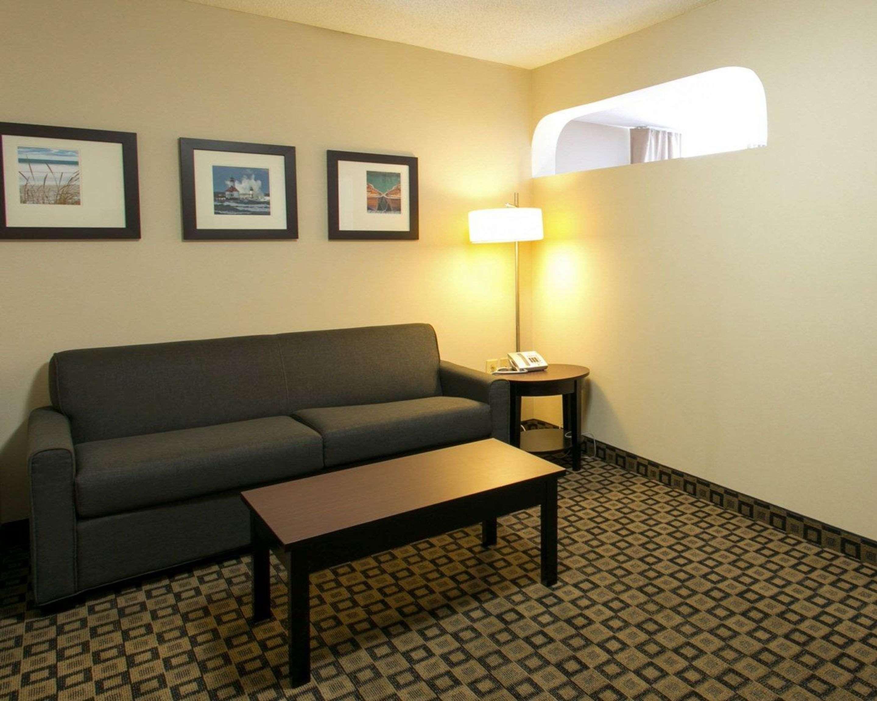 Comfort Suites Benton Harbor - St Joseph Ngoại thất bức ảnh