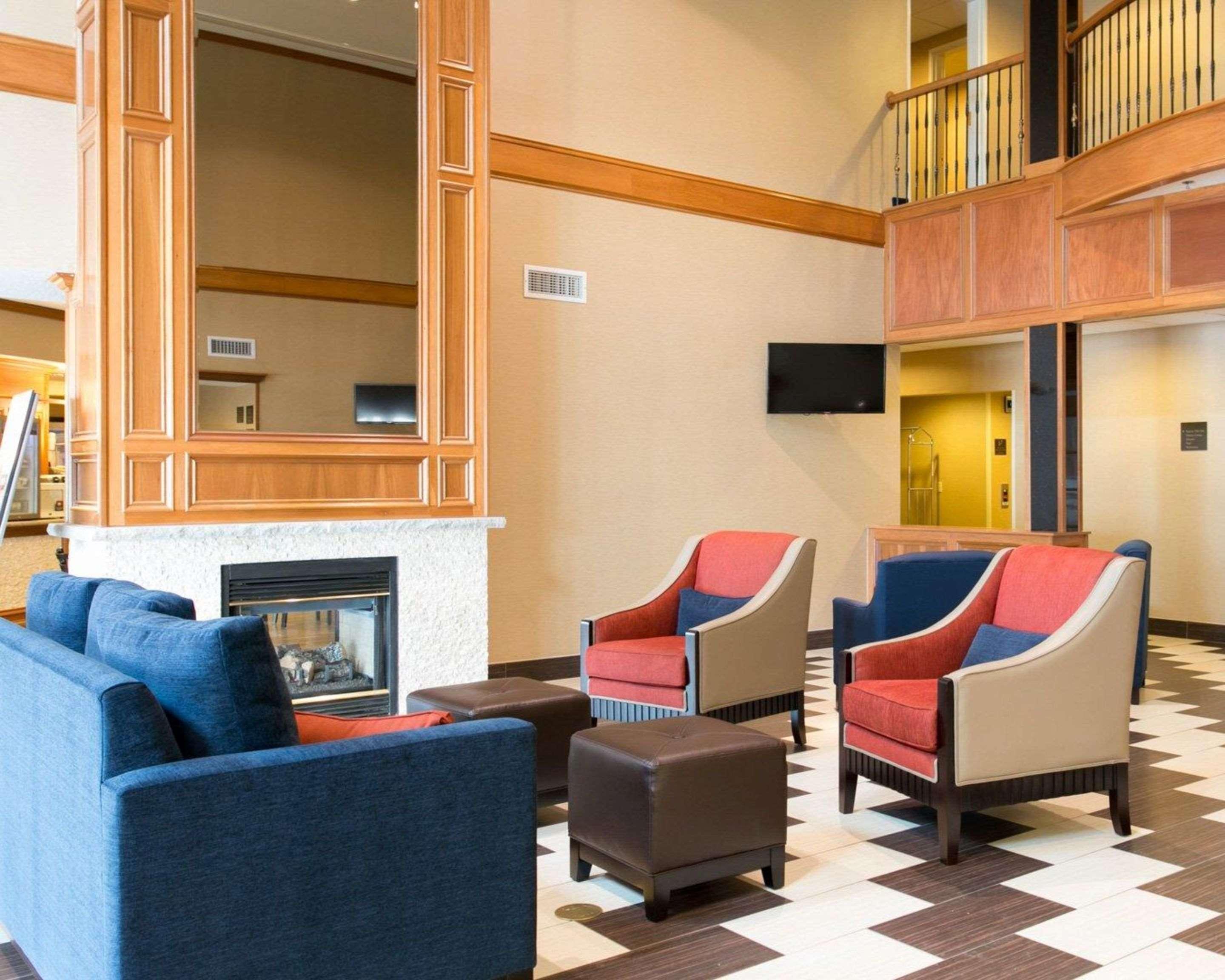 Comfort Suites Benton Harbor - St Joseph Ngoại thất bức ảnh