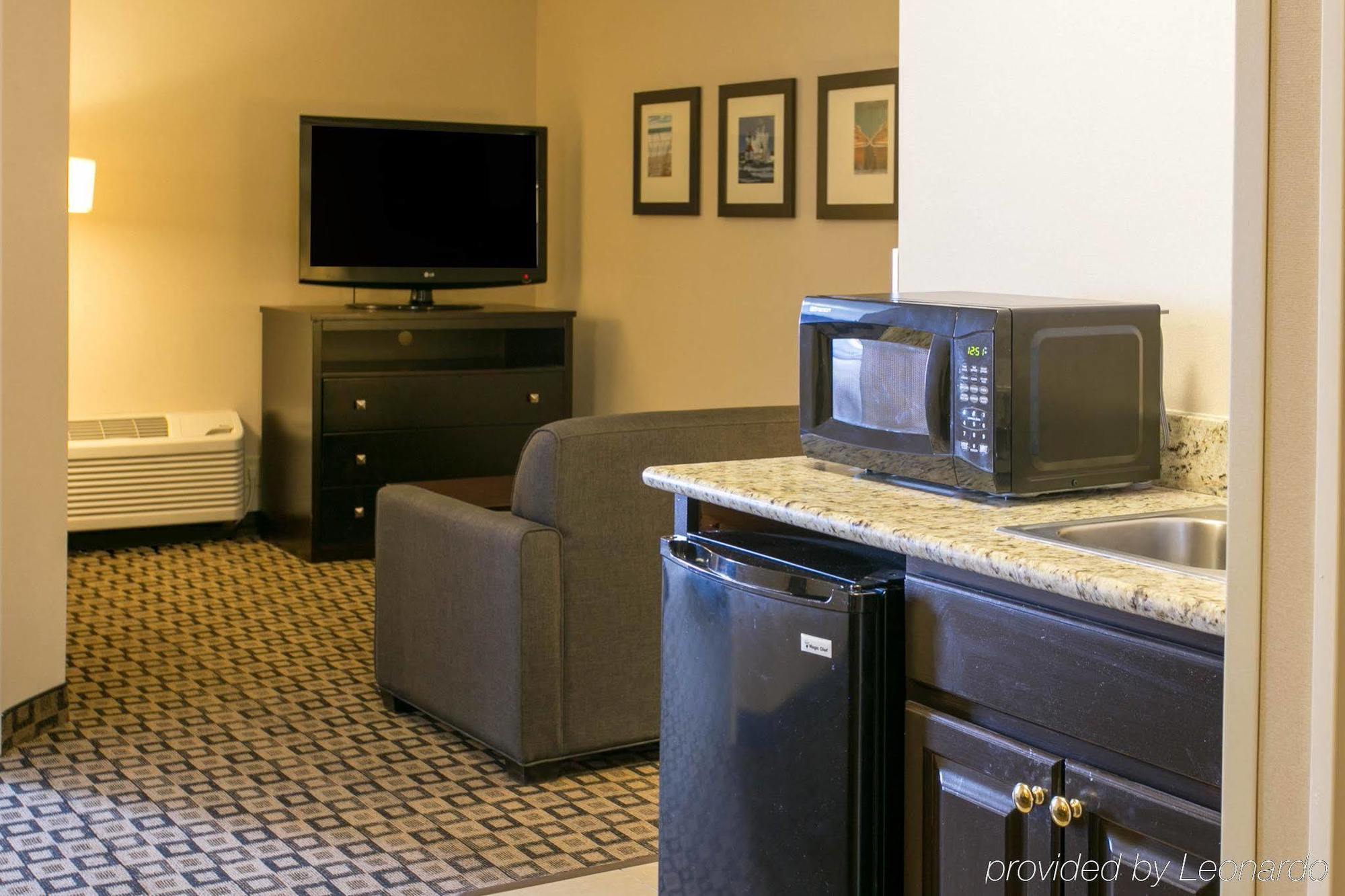 Comfort Suites Benton Harbor - St Joseph Ngoại thất bức ảnh